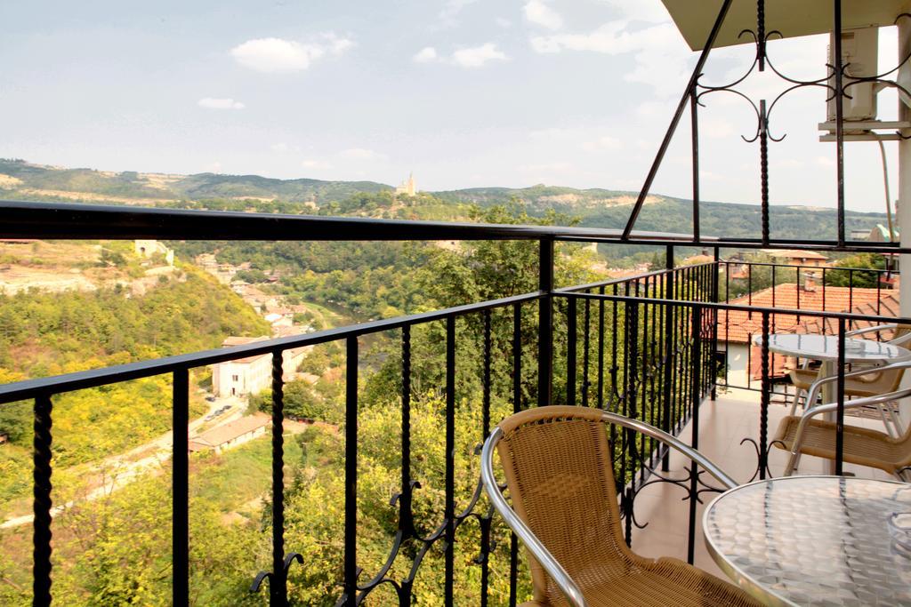 Lucky Hotel Veliko Tŭrnovo Exterior photo